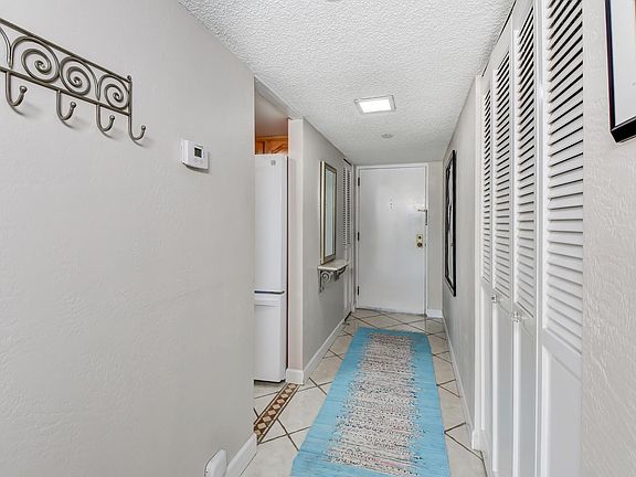 3rd image of 1 Oceans West Blvd APT 21B4