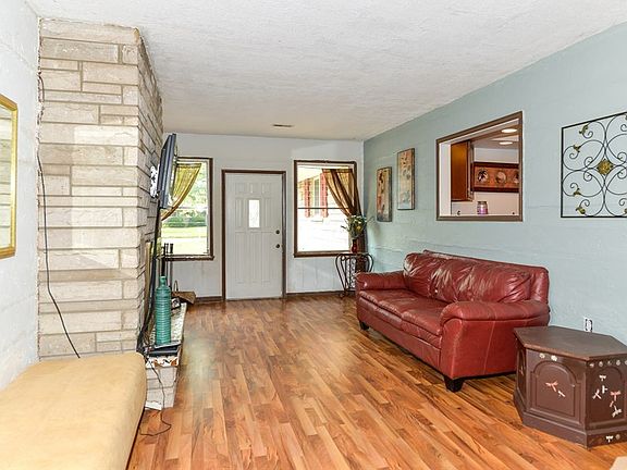 5th image of 10343 Carrollton Ave