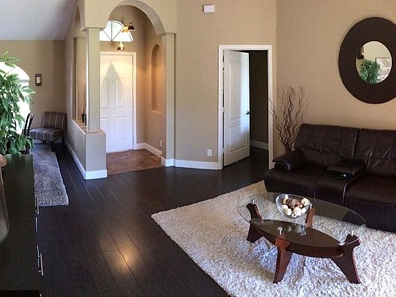 3rd image of 1836 SE Gaskins Circle