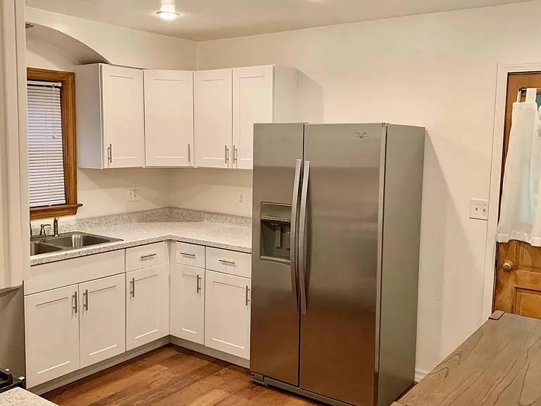 3355 N Ottawa Ave #1 — Photo 3