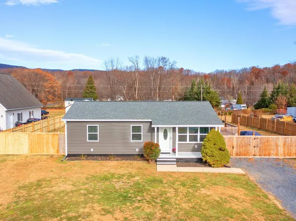 227 Crawford Dr, Churchville, VA 24421