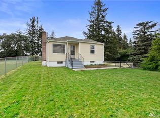 2817 Olympus Dr NE, Bremerton, WA 98310