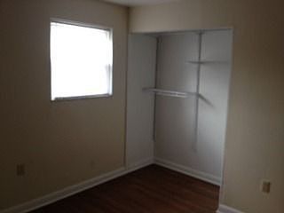 5th image of 1236 Indianola Ave APT G