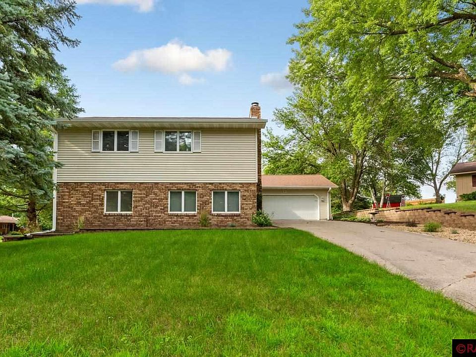 1st image of 12 Lorelei Ct