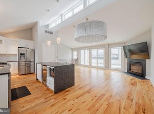 317 N Front St, Philadelphia, PA 19106