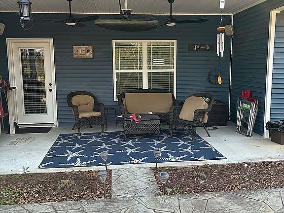 3rd image of 115 Gilmore Cir SW