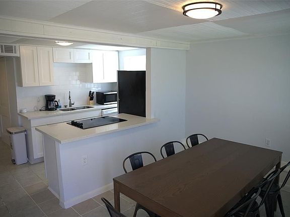 2nd image of 4315 Avenue L