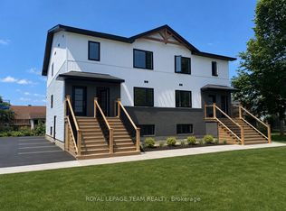 730 Cecelia St Unit 2, Pembroke, ON K8A 8H5