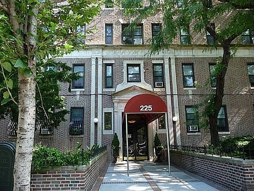 Building Exterior 1