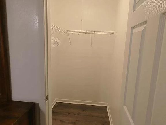 4th image of 1731 Liberty Ln APT 76