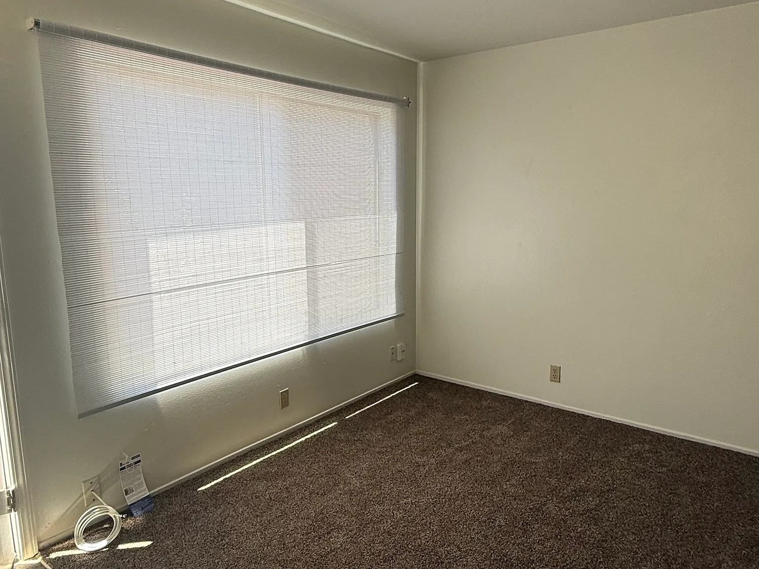2 bed, 850 sqft, $1,400 — Photo 1