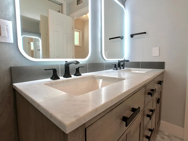 9111 La Riviera Dr — Photo 12