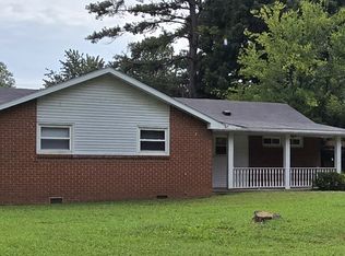 310 Sheriff Dr, Clarksville, TN 37042
