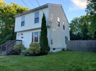 3 Diamond Ct, Lewiston, ME 04240