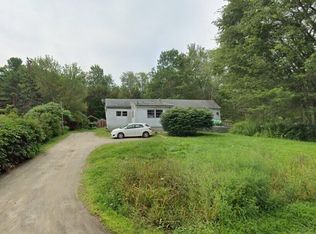 77 River Rd, Boothbay, ME 04537