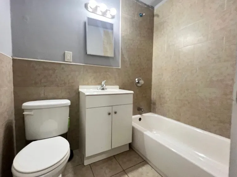 133 Wilkinson Ave #3-2L — Photo 6