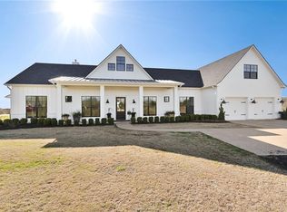 7132 River Place Ct, College Station, TX 77845