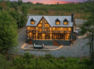 566 Canoe Point, Ellijay, GA 30540