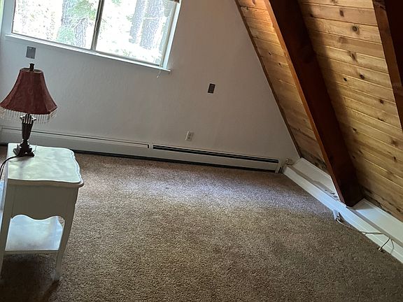 4th image of 15863 Northwoods Blvd