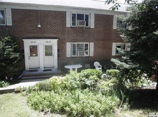 22020 Stronghurst Ave, Queens Village, NY 11427