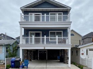 90 Nebraska St, Long Beach, NY 11561