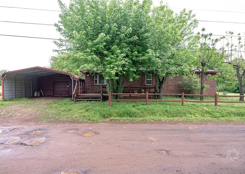 1st image of 3124 Stoneridge Dr