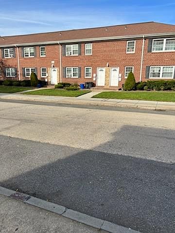 2nd image of 63 W Valley Stream Blvd Floor 2