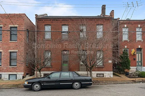 1210 Lynch St #A Photo 1