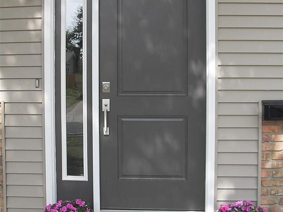 3rd image of 4817 N Glen Ct