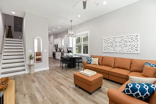 825 Monroe Dr NE #1 Photo 1