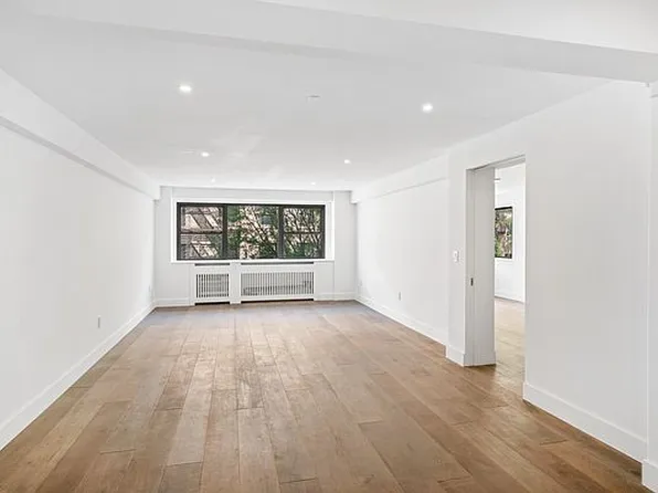 40 E 78th St #4H, New York, NY 10075