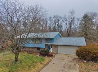 5939 W Van Gogh Trl, La Porte, IN 46350