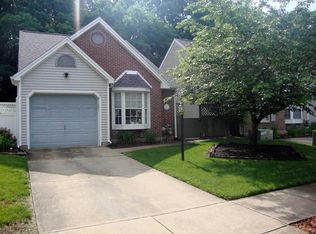 3825 Park Ridge Dr, Evansville, IN 47715