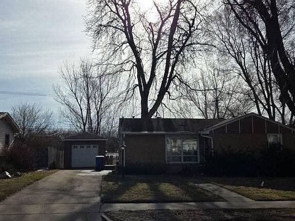 2nd image of 2608 S Blauvelt Ave