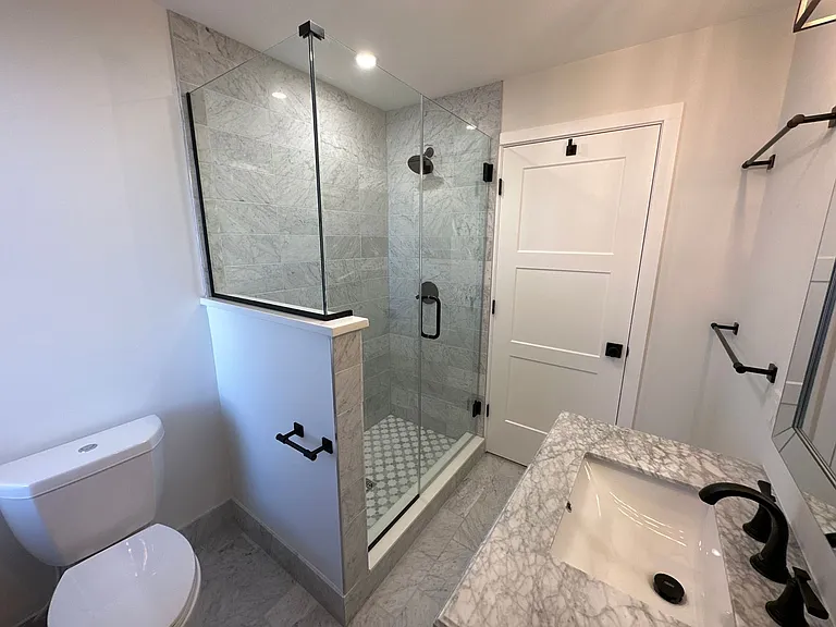Dennison Ave 866-868 CR — Photo 15
