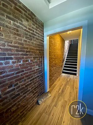 Rented by Realty 2000 Corp | media 53