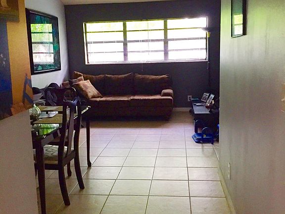 3rd image of 11207 Royal Palm Blvd