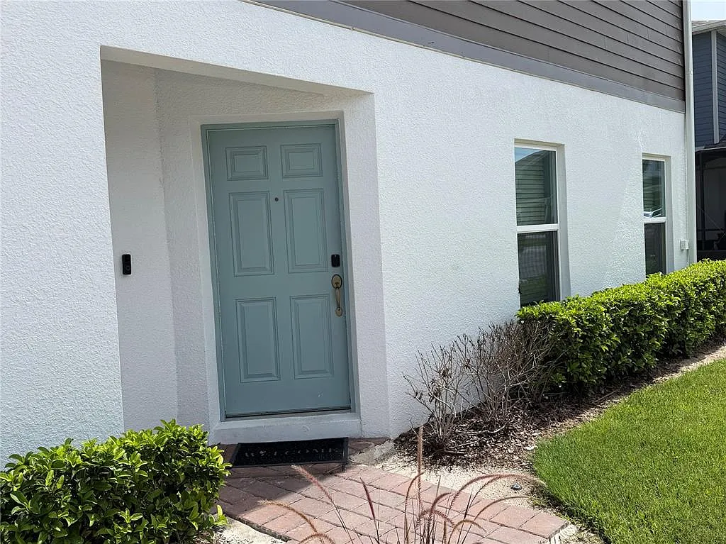 4 bed, 3.0 bath, 1801 sqft, $2,900 — Photo 4
