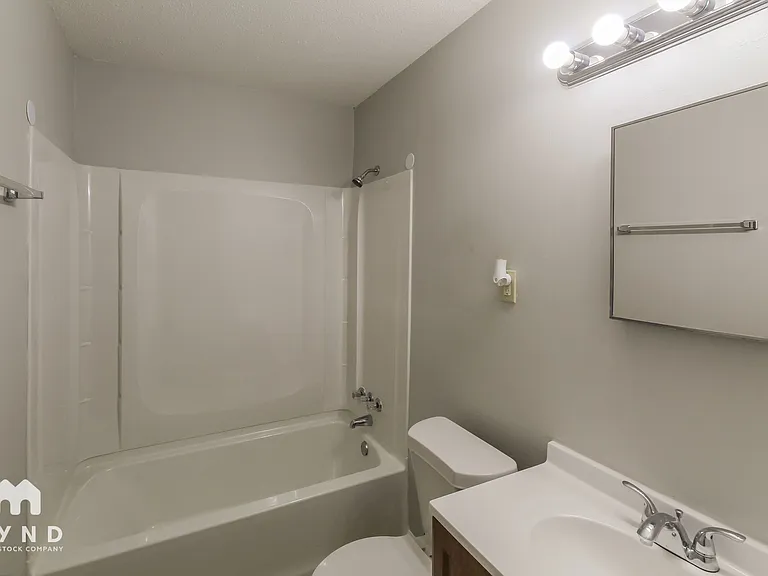 6150 Devon Cir — Photo 13