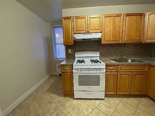 3rd image of 143-23 Barclay Ave #3R