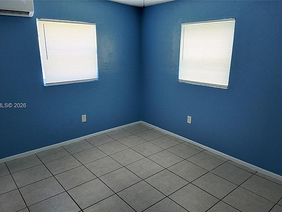 5th image of 620 NW 16th Ave #2