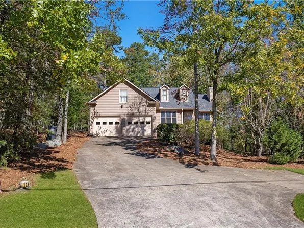 126 Delaney Pine Dr, Waleska, GA 30183