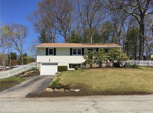 55 Paula Dr, North Kingstown, RI 02852