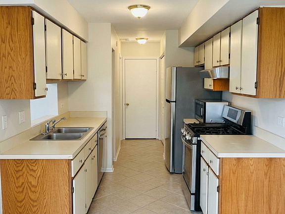 5th image of 314 Wisteria Dr