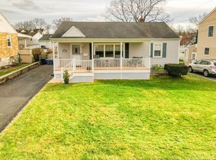 24 Hill St, Milltown, NJ 08850