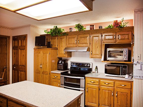 5th image of 3011 S Cedar Crest Dr Unit C