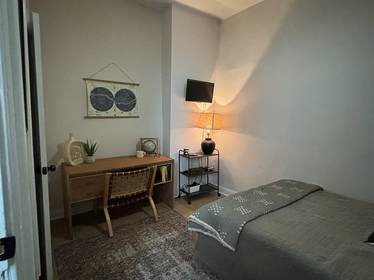 96 Juergens Ave #1 — Photo 12
