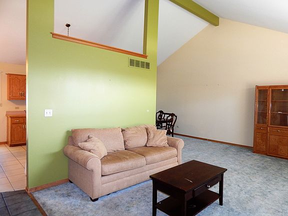 4th image of 16447 S Edgewood Dr