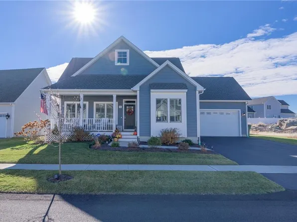 16 Weston Ave, North Kingstown, RI 02852