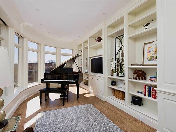 2nd image of 400 W 49th Ter APT 2056